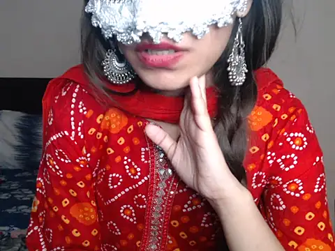 Hottie heer online show from February 6, 6:44 pm