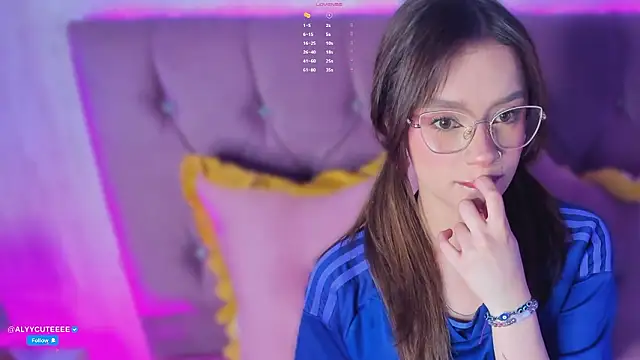 alyy cut3 online show from February 27, 8:19 pm