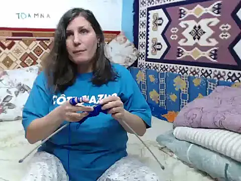 Adelinemilf online show from January 14, 10:53 am