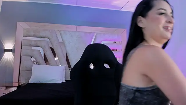  NatachaDiaz  online show from March 8, 11:25 am