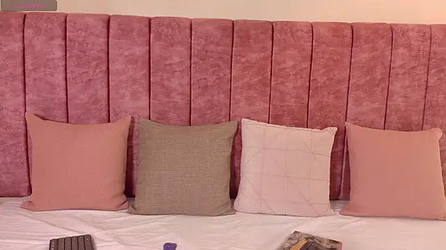 Mayleeth online show from April 20, 11:46 am