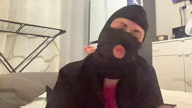 Cagnolinagolosa online show from January 12, 9:53 pm