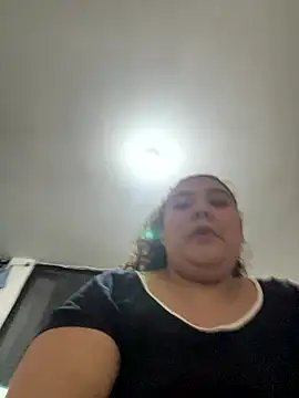 cutiepeach   online show from January 10, 1:43 am