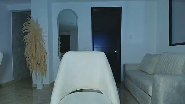 Meghanparker01 online show from February 8, 2:04 am