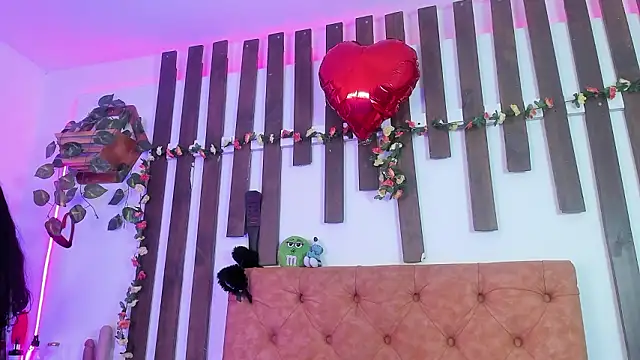 MeowMota  online show from March 28, 7:13 pm