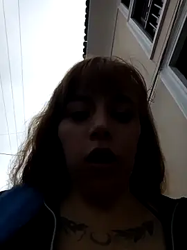 ISABELLA-01  online show from April 16, 6:51 pm