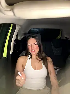 MiaLovesxx online show from January 11, 5:29 pm