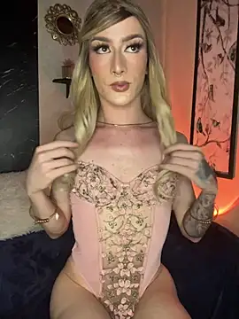 Alana Stone online show from April 7, 2:46 am