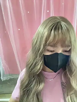 -Violet-t online show from March 13, 2:24 am