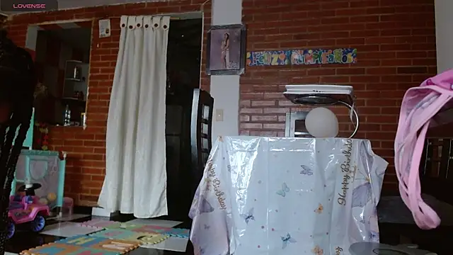 Lia rouse04 online show from March 18, 1:05 pm