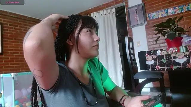 Lia rouse04 online show from March 24, 12:21 pm