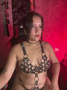 CamiBDSM online show from January 17, 5:04 am