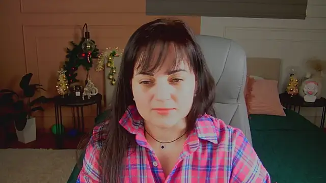  SilkyShadow  online show from January 18, 2:30 am