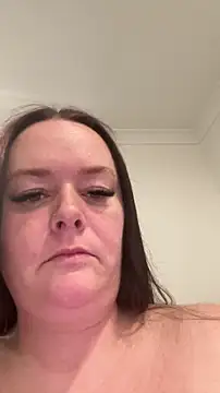 carinabro10 online show from June 1, 2:24 am