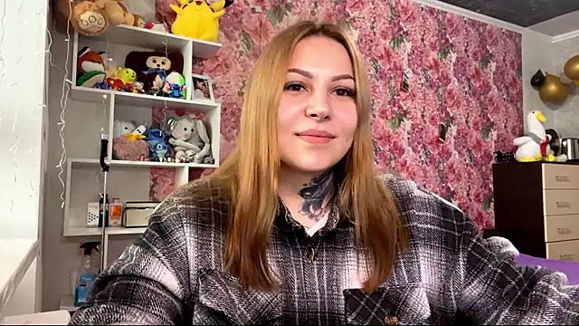 TraciBallena online show from February 4, 12:08 pm