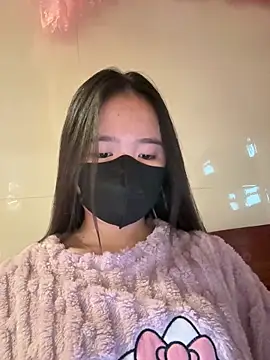 Gwen879 online show from February 3, 1:38 am