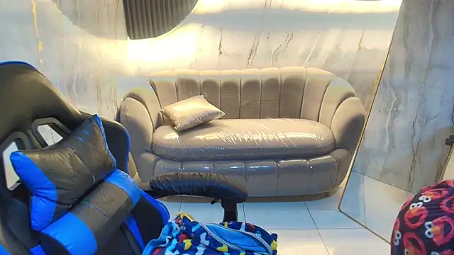 katalina r  online show from February 8, 3:21 am