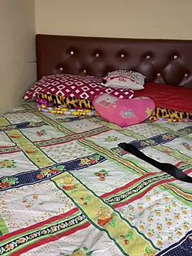 Shayla--broos online show from March 8, 6:56 pm