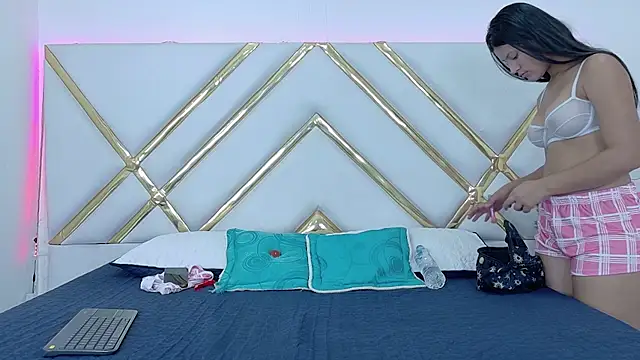 Laurent Morris online show from April 7, 5:48 pm