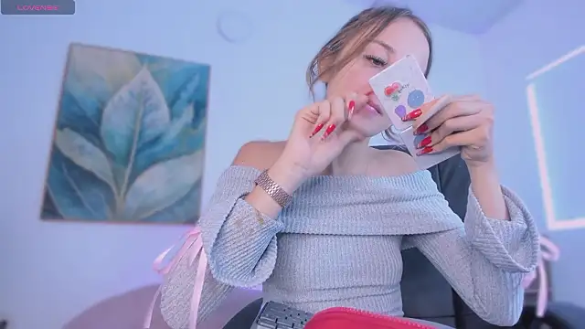 azahaara   online show from February 22, 6:20 pm