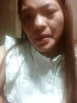 jjennyyy online show from May 11, 9:11 am