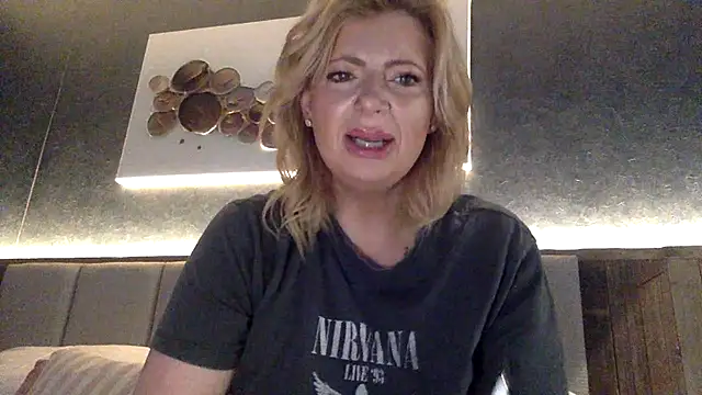 SydneyNoir online show from January 16, 8:21 am