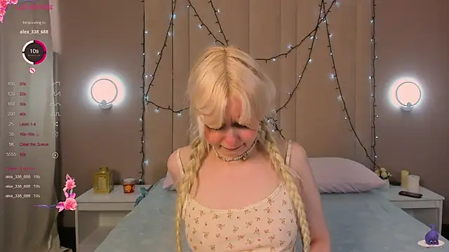 AdeleSilvy online show from April 11, 1:55 am