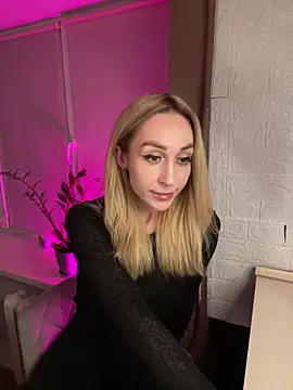 AnesaKis online show from April 17, 11:40 pm