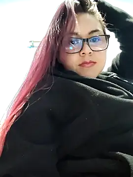 THALASSA DIOSA online show from April 4, 11:47 pm