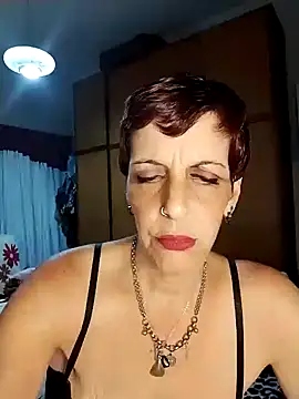 Juguetonafogosa5 online show from March 10, 4:05 am