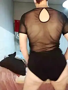 Juguetonafogosa5 online show from March 18, 11:32 pm