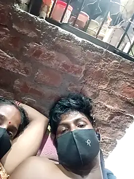 Shivanisingh4 online show from April 23, 8:11 am