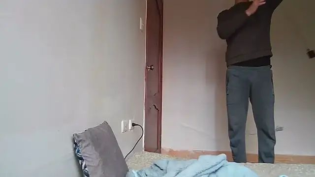 mindymiaw online show from February 3, 6:01 pm