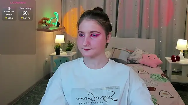 KiraDuvall online show from January 12, 7:19 pm