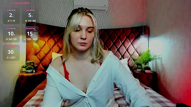 SusanBev online show from February 13, 1:57 pm