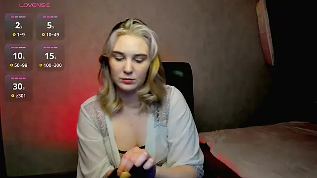 SusanBev online show from February 25, 9:30 am