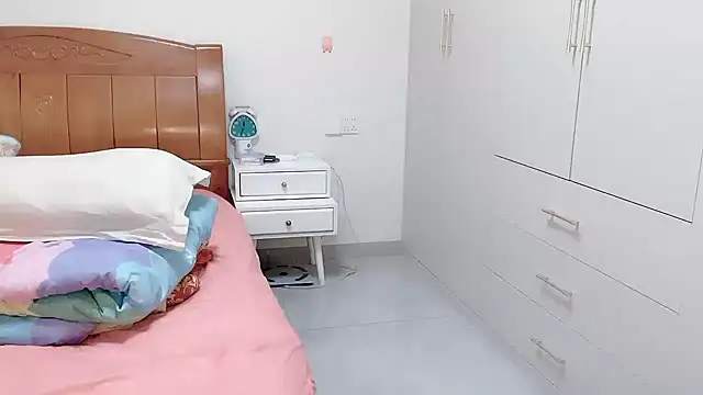 xixi 521 online show from March 18, 12:43 pm