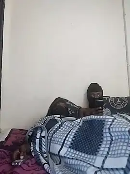 FINEBABYWOLF online show from April 24, 1:14 pm