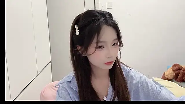 1X-NanNan online show from February 1, 1:32 pm