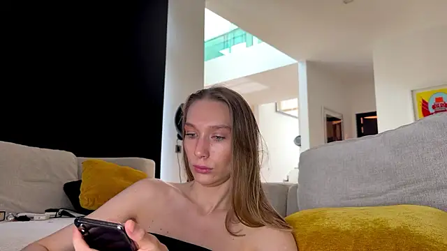 Linaspicee online show from February 21, 7:53 am