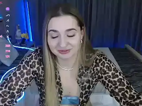 BellaaBlushh online show from January 14, 10:48 pm