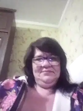 NysiOlsen online show from April 16, 9:39 pm