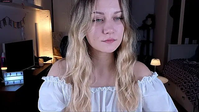 missyourtouch online show from April 25, 6:27 pm