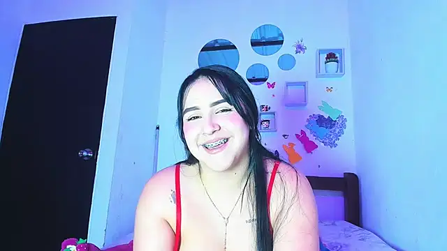 Penelopeflame18 online show from April 14, 2:11 am