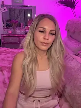 JulieSol online show from March 2, 8:21 am