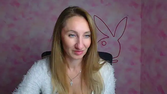 Diana Sweeet  online show from April 25, 11:35 am