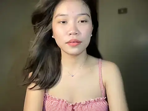 lovely amara19 online show from April 18, 7:07 pm