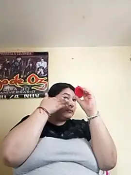 LauraHorny69 online show from April 4, 3:44 pm