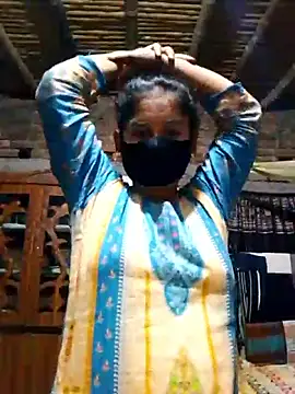 Hot Sweeti online show from March 17, 1:04 pm