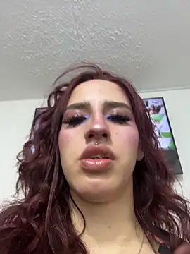 elodie rouge online show from March 24, 11:48 am